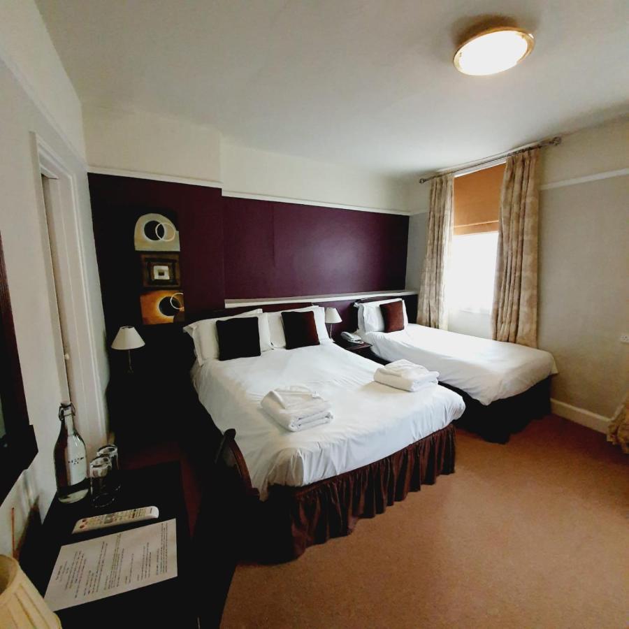 The Kings Head Hotel Ross-on-Wye ภายนอก รูปภาพ