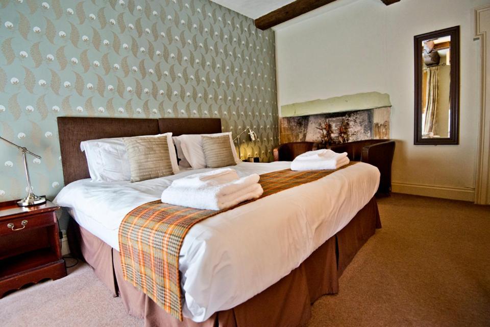 The Kings Head Hotel Ross-on-Wye ภายนอก รูปภาพ